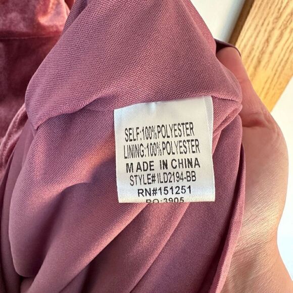 Baltic Born Women’s Tina Mauve Velvet Short Smocked Neck Cuff Dress - Picture 9 of 10